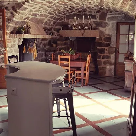 Demeure Moyenâgeuse Villa *